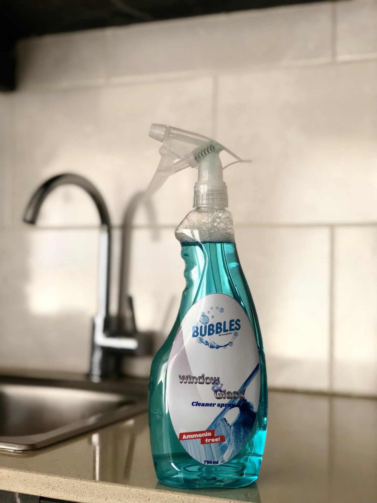 Window & Glass Cleaner Spray